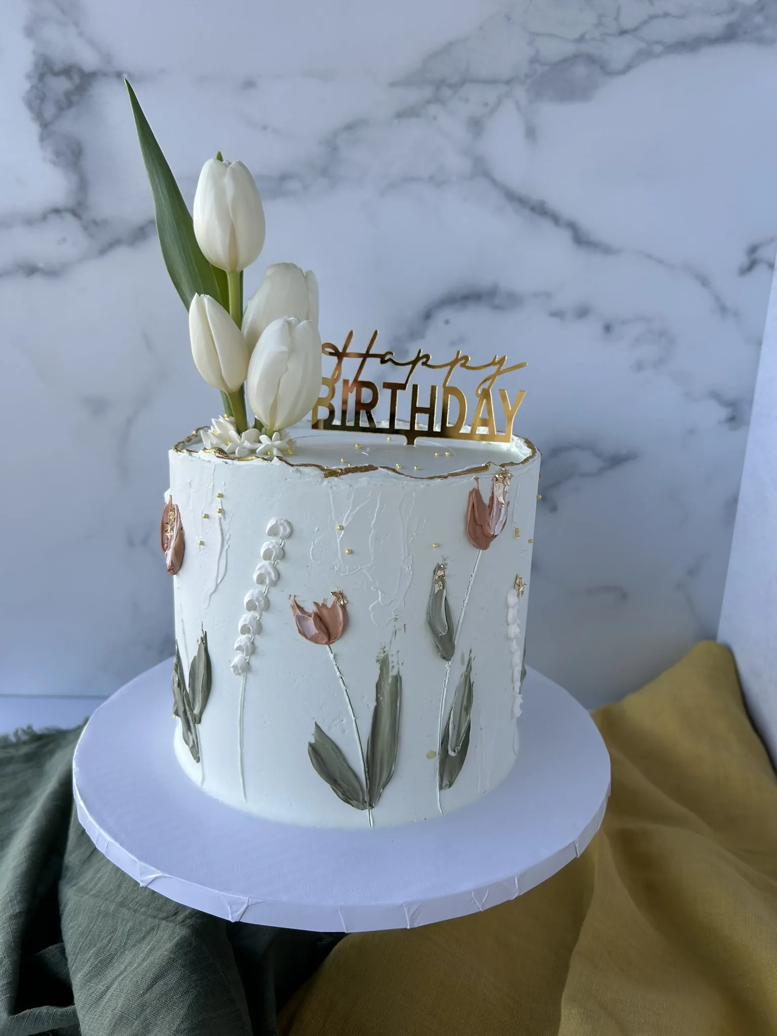 Custom Cake decorado com flores